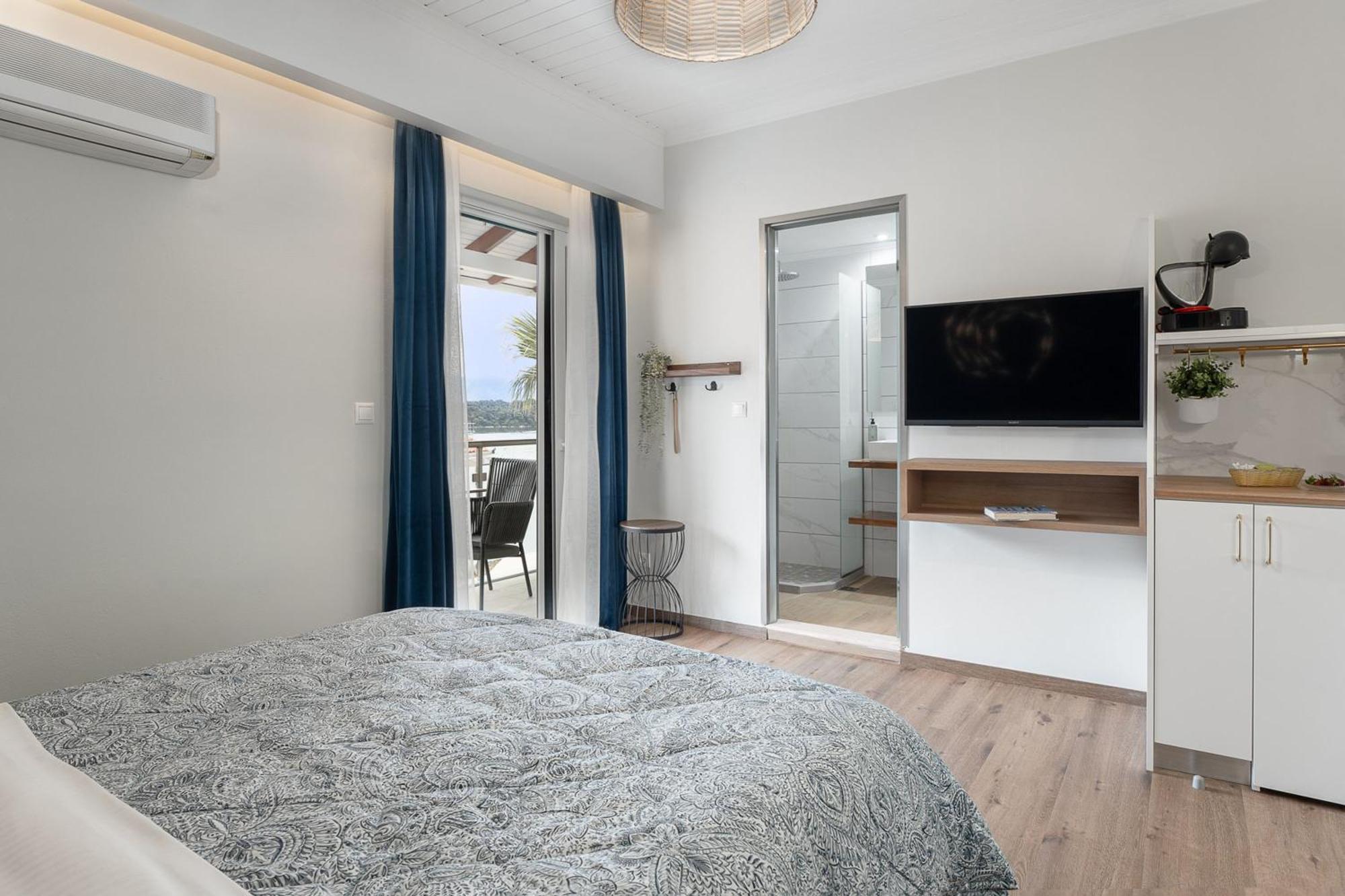 Captain'S Seafront Apartments Nydri  Dış mekan fotoğraf